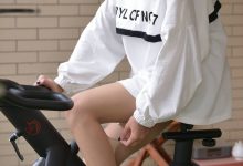 [IESS异思趣向] 普惠集 125 -茜 – 浓密的脚毛-美图岛