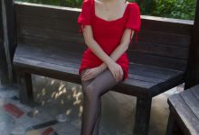 小女巫露娜 - NO.23 户外小红裙 [66P-42MB]-美图岛