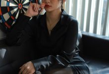 [IESS异思趣向] 2022.08.04 丝享家1167：秋秋《光影嘿丝》[93P／144MB]-美图岛