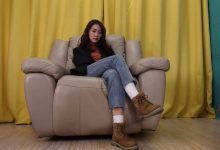 [A&F]丝足视频 104-美女Maomao的性感美脚 [1V-2.34G]-美图岛