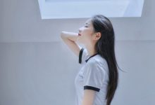 [YITUYU艺图语]2022.12.29 阁楼里的素白 小静[25+1P／594MB]-美图岛