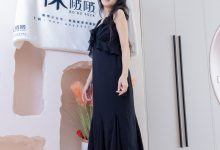 [BoBoSocks袜啵啵]NO.511 奶油-平底鞋、厚黑丝、做瑜伽动作时老头乐挠脚剧情[140P+1V／5.67GB]-美图岛